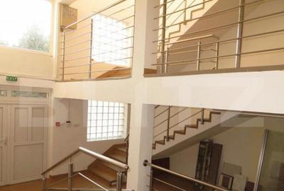 Casă cu 33 camere cu Teren 1174 Mp în Titulescu - 1