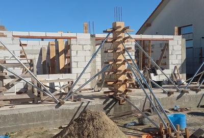 Casă cu 4 camere în Cumpăna - 1