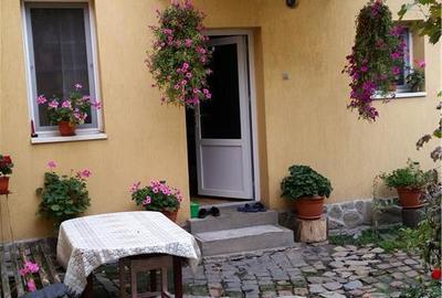 Casă cu 6 camere cu Teren 300 Mp în Muncitoresc - 9