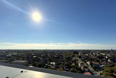 Penthouse cu 4 camere decomandat în Central - 2