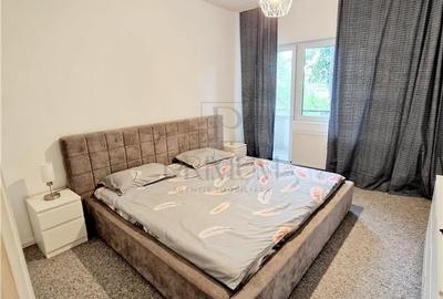 CENTRAL - 3 cam - Spatios - Decomandat - Garaj Propriu in CF - ETAJ 2 - ZONA SUP - 4