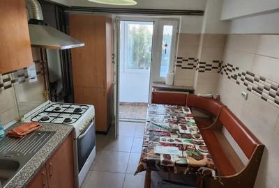 Apartament cu 4 camere decomandat în Central - 4