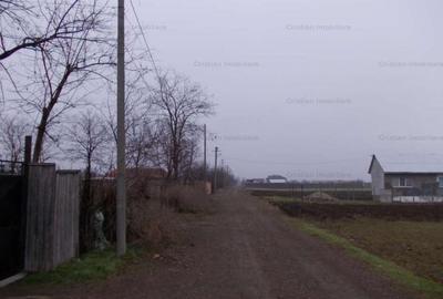 Teren intravilan de 5750 mp, în Lacu Sărat - 2