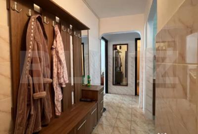 Apartament cu 2 camere decomandat, mobilat în Central