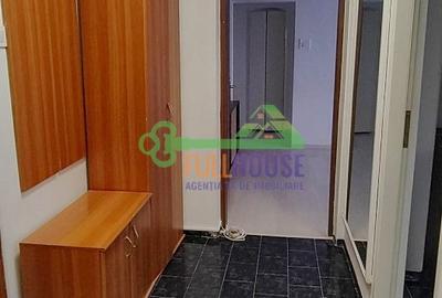 Apartament cu 3 camere semidecomandat, mobilat în Târgu Cucu - 10