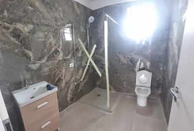 Casă cu 3 camere cu Teren 250 Mp în Central - 4