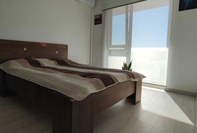 Apartament cu 3 camere decomandat în Dumbrăvița - 1