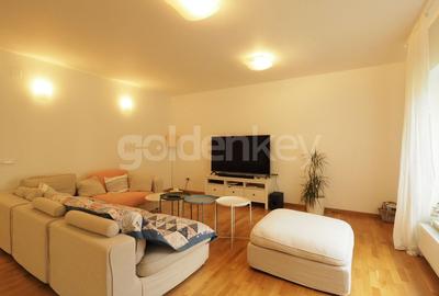 Duplex cu 6 camere cu Canalizare în Iancu Nicolae - 5