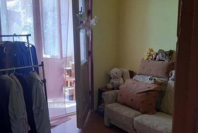 Apartament cu 3 camere decomandat în Lipova - 3