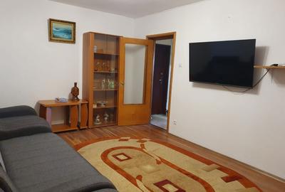 Apartament cu 4 camere decomandat în Central - 1