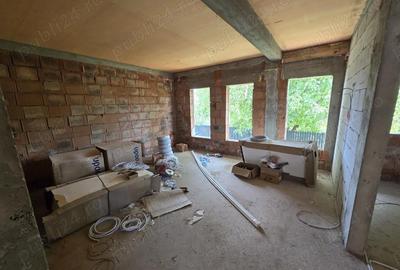 Casă cu 5 camere în Central - 10