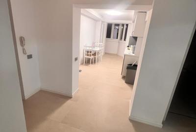 Apartament cu 3 camere decomandat în Decebal - 29