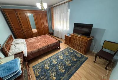 Apartament cu 3 camere decomandat, mobilat în Central - 3