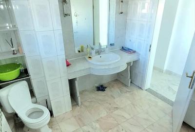 Spatiu Comercial De Inchiriat Sector 2 - 1