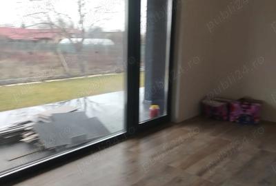 Casă cu 3 camere cu Teren 515 Mp în Ciofliceni - 2