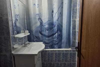 Apartament cu 3 camere semidecomandat în Central - 2