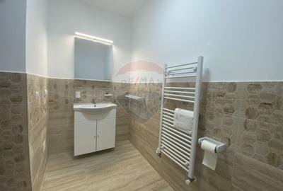 Spațiu comercial, de 90 mp, în Ultracentral - 6