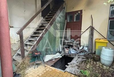 Casă cu 3 camere cu Teren 147 Mp în Central