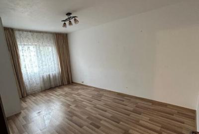 Apartament 2 camere Nicolina str. Egalitatii-nemobilat - 1