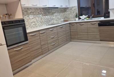 Casă cu 4 camere cu Teren 700 Mp în Central - 5