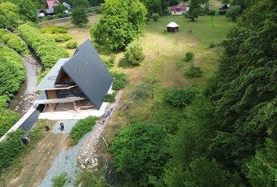 Cabana moderna tip A-frame de 312 m2  de vanzare in zona Firiza - 2