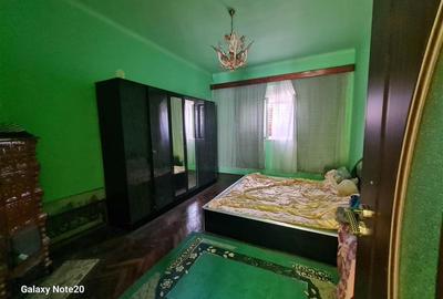 Casă individuală cu 4 camere cu Canalizare în Horia - 9