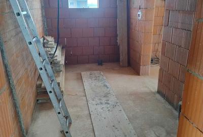Casă cu 3 camere în Alparea - 5