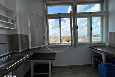 Apartament cu 3 camere semidecomandat în Centru Civic - 6