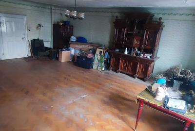 Apartament cu 3 camere decomandat în Central - 1