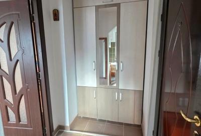 Vand apartament 2 camere central Valcea - 2