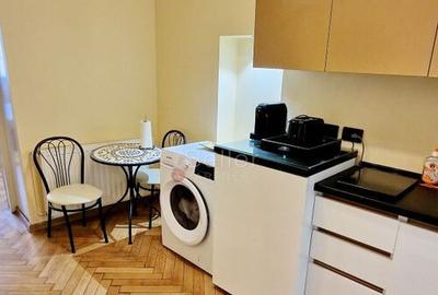 Garsonieră decomandată, mobilată în Central - 8