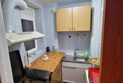 Apartament cu 2 camere decomandat în Prelungirea Ghencea - 5