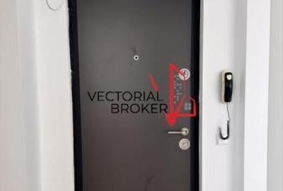 3 camere decomandat, revovat integral  Bld.Ferdinand - 8