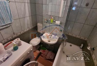 Bucovinei- Baia Mare, apartament 2 camere decomandat - 9