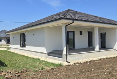 Casă cu 4 camere în Sântandrei - 5