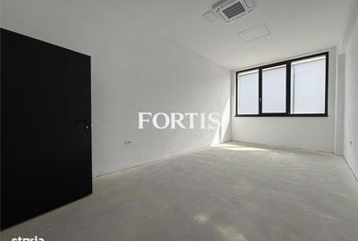 Spațiu comercial, de 16 mp, în Central - 3