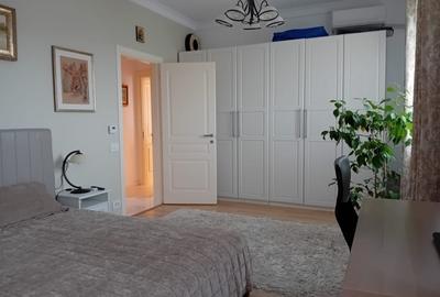 De vanzare vila exceptionala in stil Neo Romanesc cu vedere la lac si padure - 14