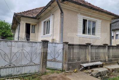 Casă cu 3 camere cu Teren 1600 Mp în Central - 2