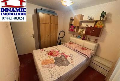 Apartament 2 cam, Precista, str. Unirii, in zona magazinului Carrefour. Pret 350 Eur lunar - 2