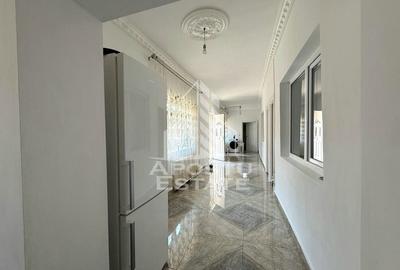 Casa individuala renovata,4 camere,garaj,teren 540 mp,Plopi - 9