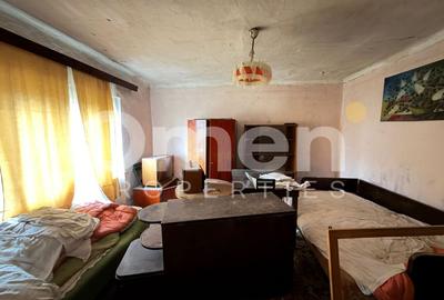 Casă individuală cu 3 camere cu Canalizare în Central - 9