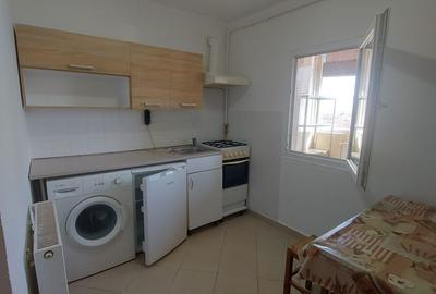 Garsonieră decomandată în Central - 11