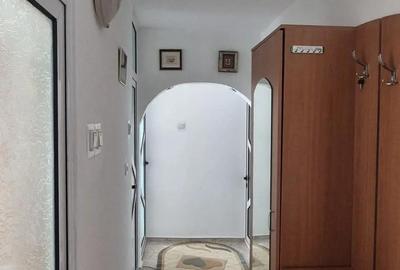 Apartament cu 2 camere decomandat în Central - 1