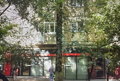 Vanzare spatiu comercial