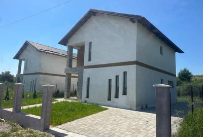 Casă individuală cu 4 camere cu Teren 300 Mp în Câmpenești - 4