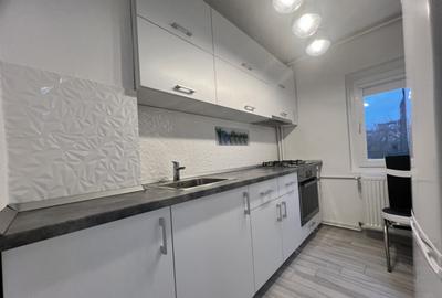 Garsoniera spatioasa in zona Decebal - Piata Alba Iulia - 2