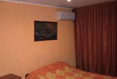 Apartament cu 2 camere semidecomandat, mobilat în Micro 40 - 2