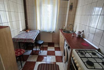 Apartament cu 2 camere semidecomandat, mobilat în Sud - 4