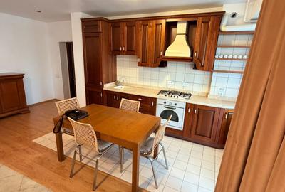 Apartament cu 2 camere în Tei