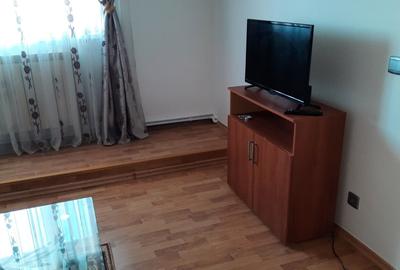 Casă cu 1 camere cu Teren 35 Mp în Central - 1